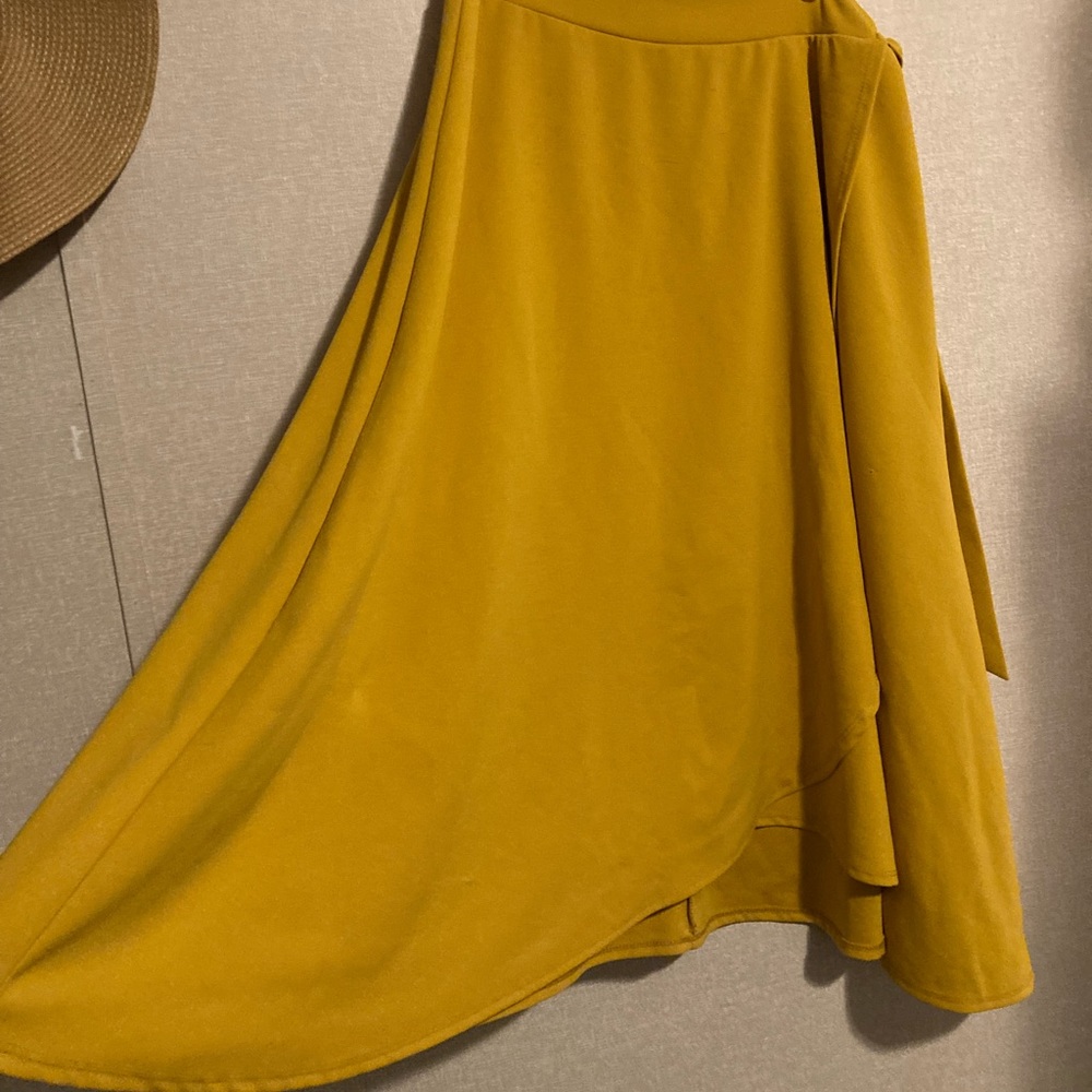 Unique Vintage wrap skirt